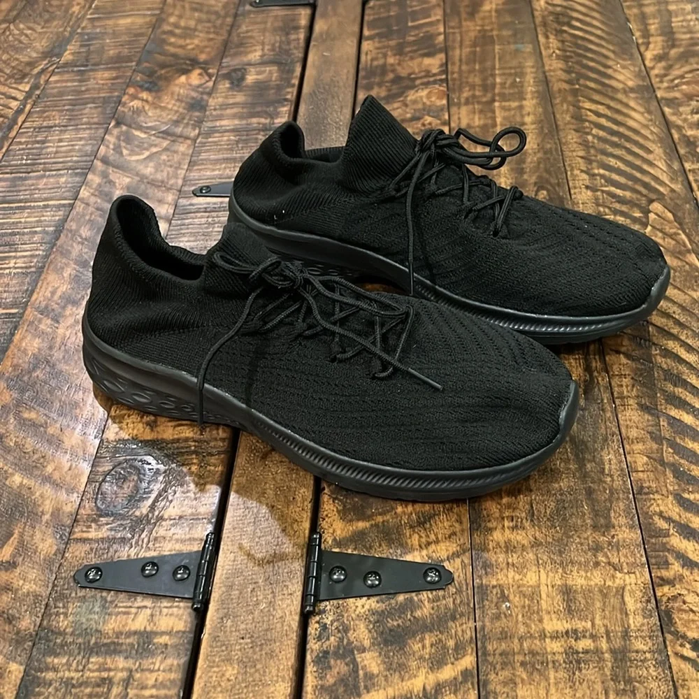 Black Men's Sneakers